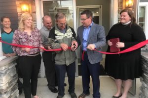 Ribbon cutting ceremony for new Boyles location