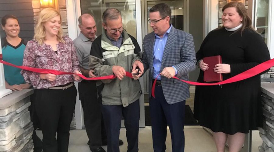 Ribbon cutting ceremony for new Boyles location